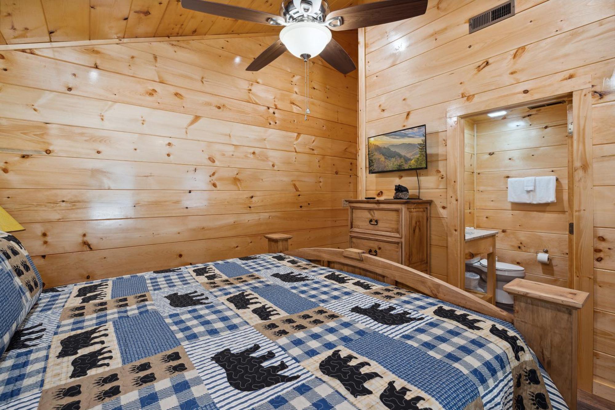 The 3 Bears Is A Newly Built 3 Bedroom Cabin Only 3 Minutes From The Parkway! Pigeon Forge Esterno foto