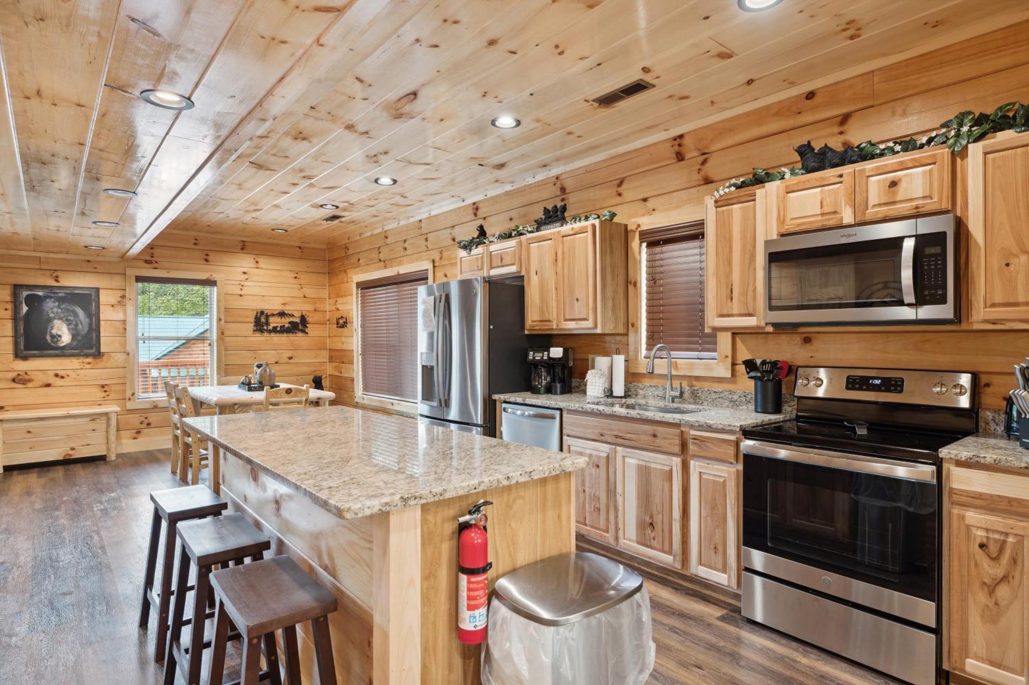 The 3 Bears Is A Newly Built 3 Bedroom Cabin Only 3 Minutes From The Parkway! Pigeon Forge Esterno foto