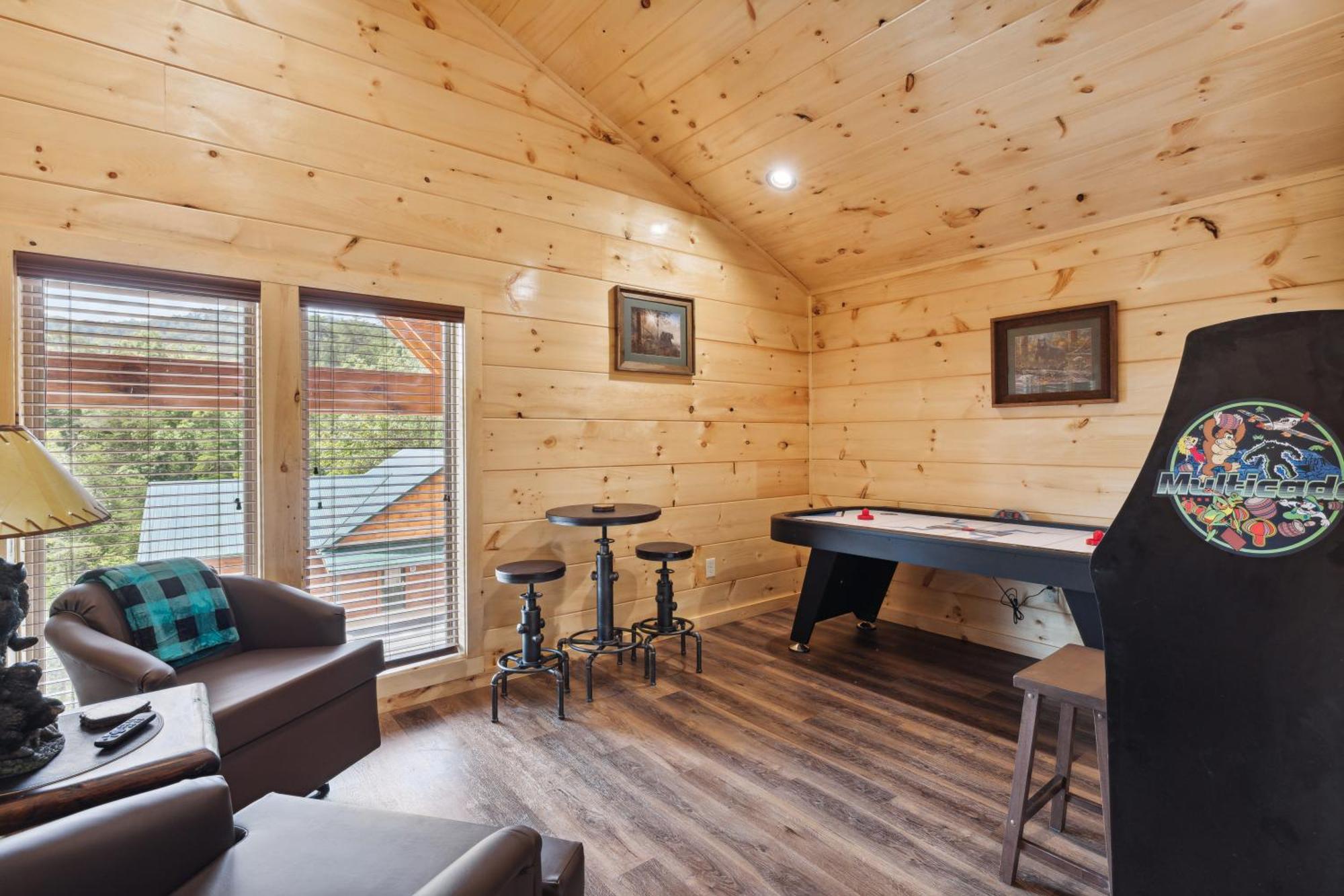 The 3 Bears Is A Newly Built 3 Bedroom Cabin Only 3 Minutes From The Parkway! Pigeon Forge Esterno foto